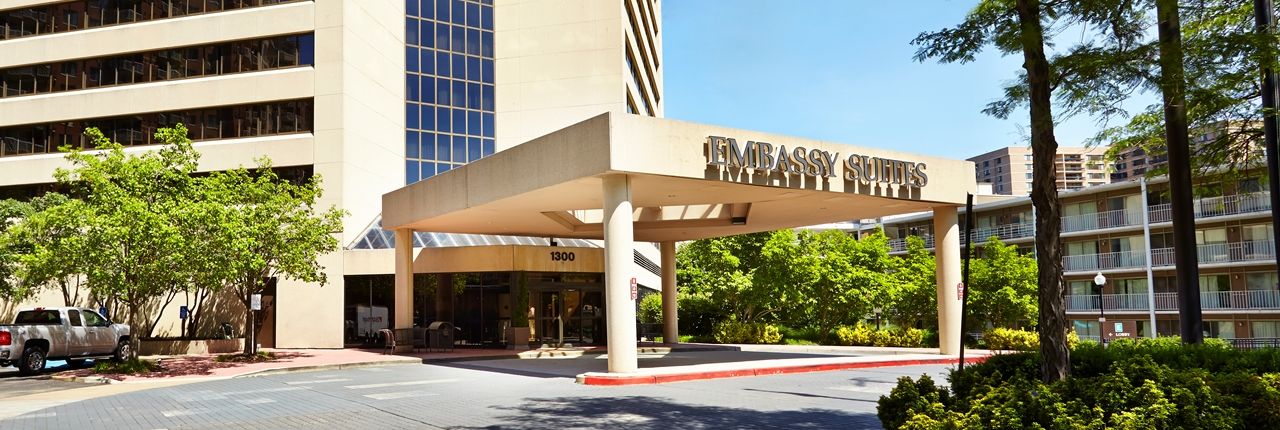 Embassy Suites By Hilton Crystal City National Airport Arlington Exterior foto